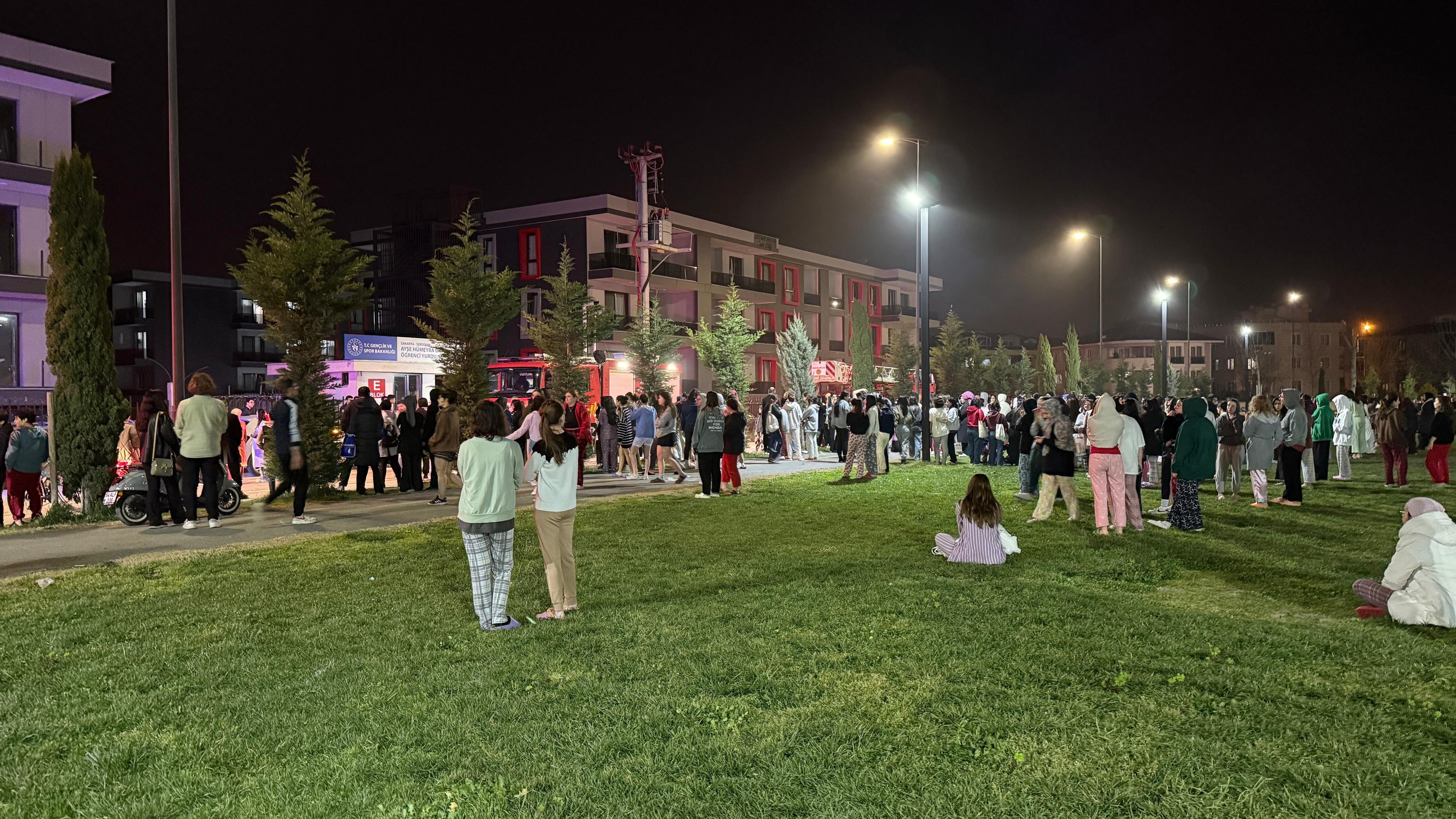 Öğrenci yurdunda çıkan yangın büyük endişe yarattı